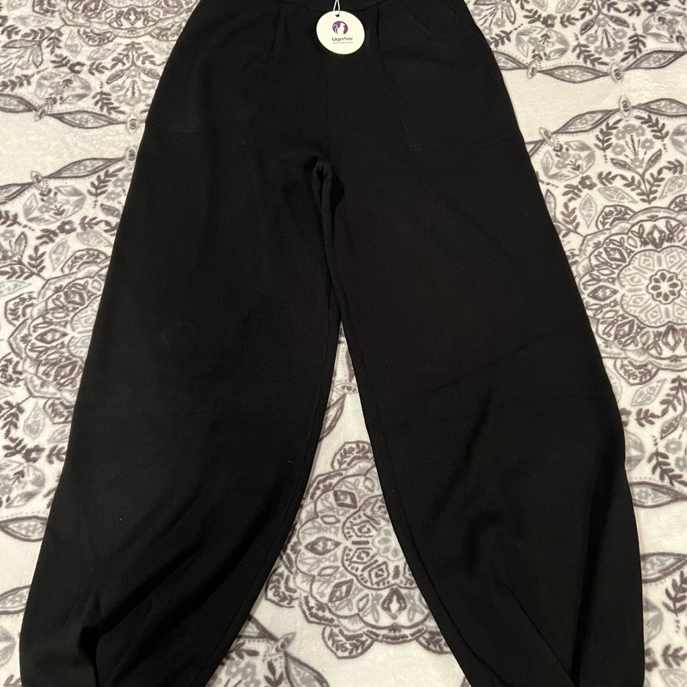 Black High-Waisted Pants